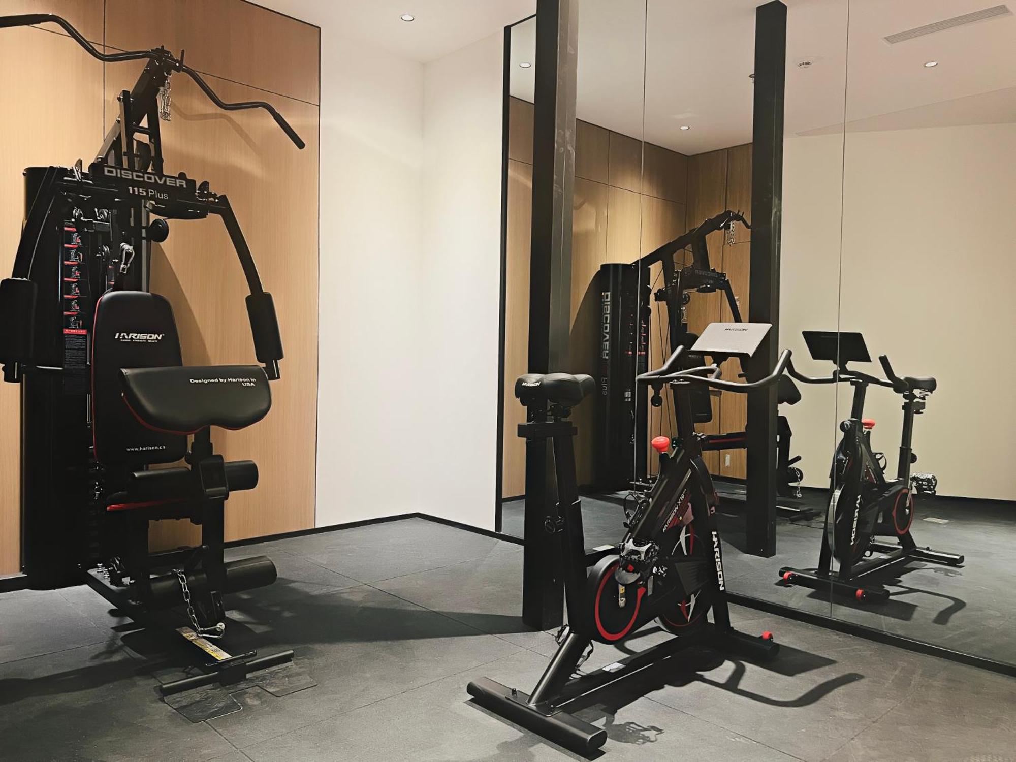 Dayin Garden Hotel -Near People'S Square & Nanjing Road-Large Social Area -Bar -Cafe -Gym -Free Laundry Luggage Storage -24H Front Desk-English Service Shanghai Exterior foto