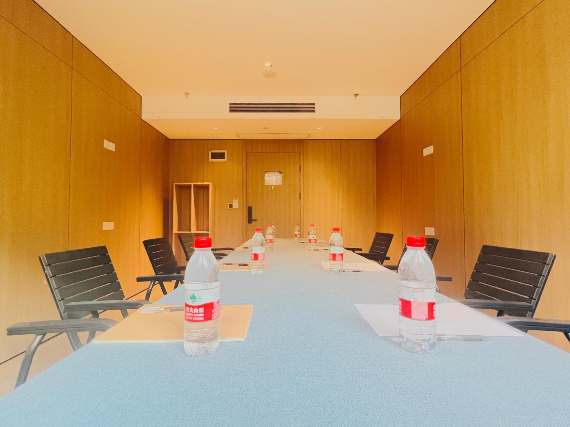 Dayin Garden Hotel -Near People'S Square & Nanjing Road-Large Social Area -Bar -Cafe -Gym -Free Laundry Luggage Storage -24H Front Desk-English Service Shanghai Exterior foto